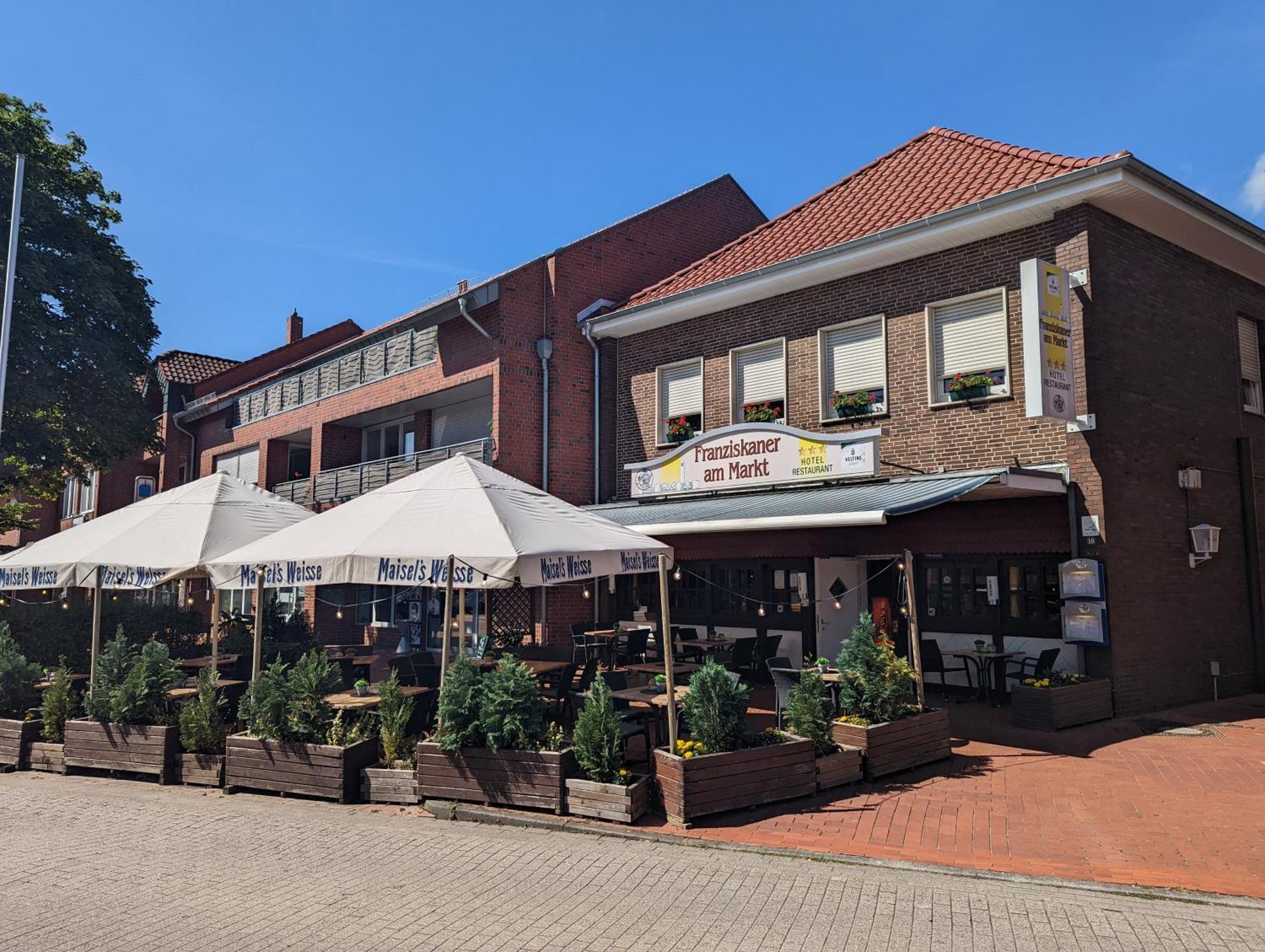 Franziskaner Am Markt Loningen Екстериор снимка